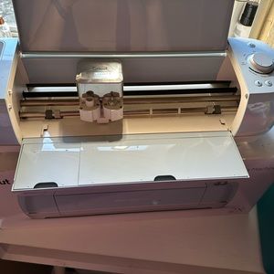 Cricut Air 2 I used a handful of times.
